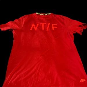 Mens Nike 3XL tee red